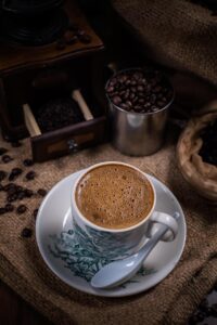 Professionele koffiemachines op uw bedrijf voor medewerkers en gasten, ondersteund door complete service en onderhoud