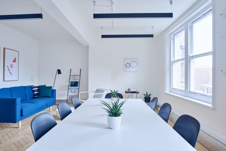 Herman Miller bureaustoel tweedehands met ergonomisch design voor comfort en productiviteit op het kantoor